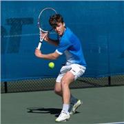 Profesor de tenis para principiantes o avanzados